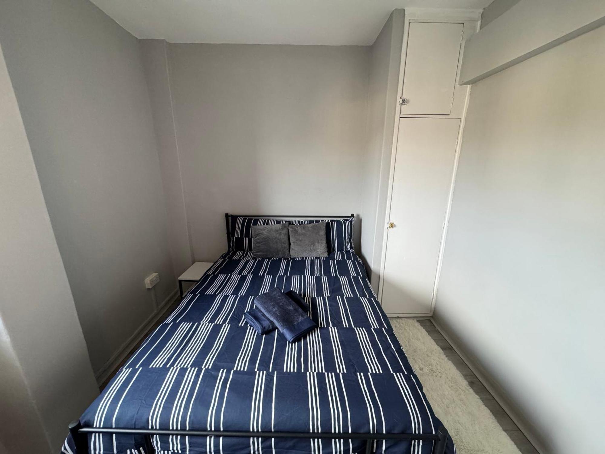 Huge 5 Bedroom Flat For 10 People 2 Min Away From Emirates Stadium Zone 2 * Londra