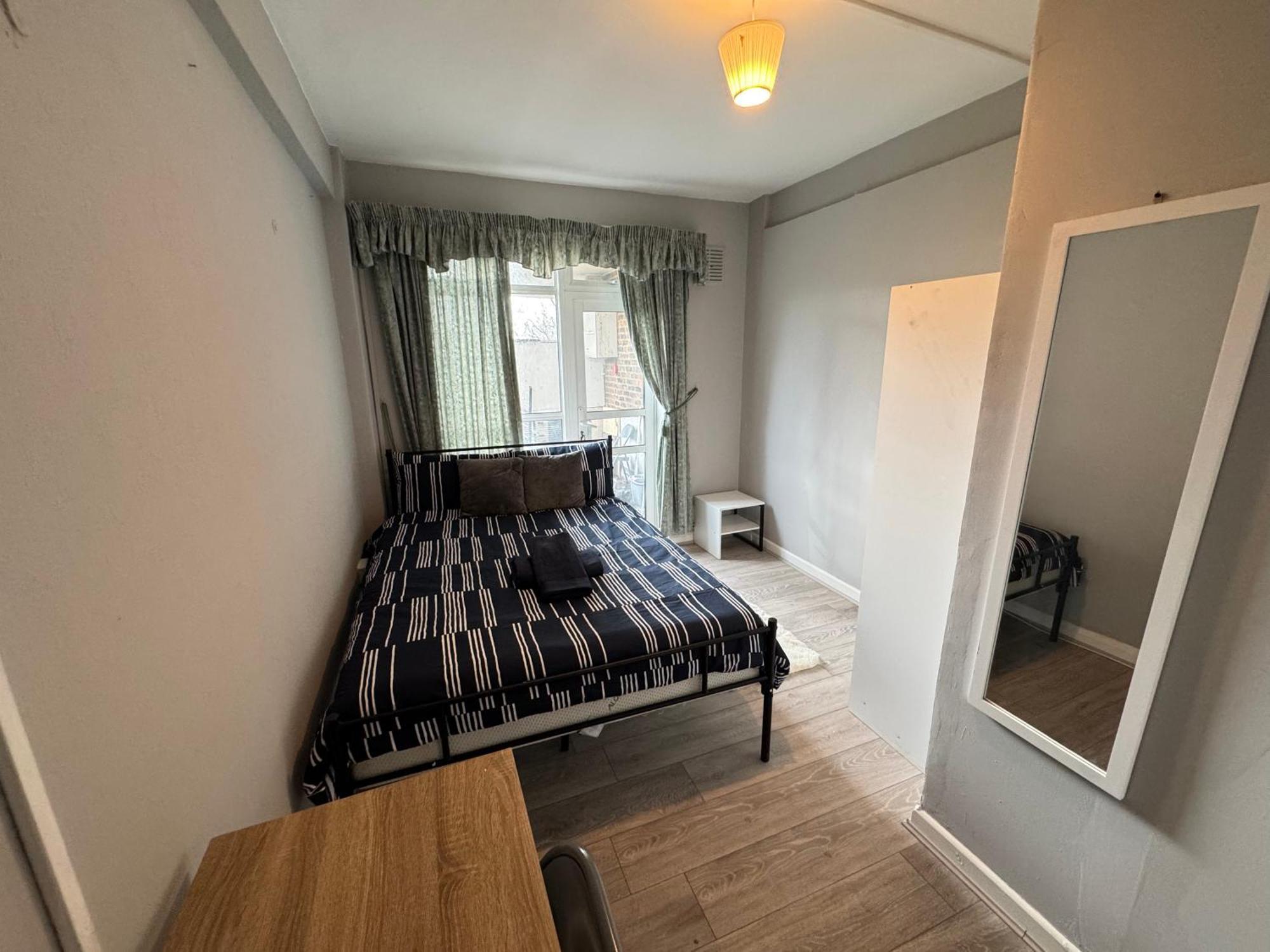 Huge 5 Bedroom Flat For 10 People 2 Min Away From Emirates Stadium Zone 2
