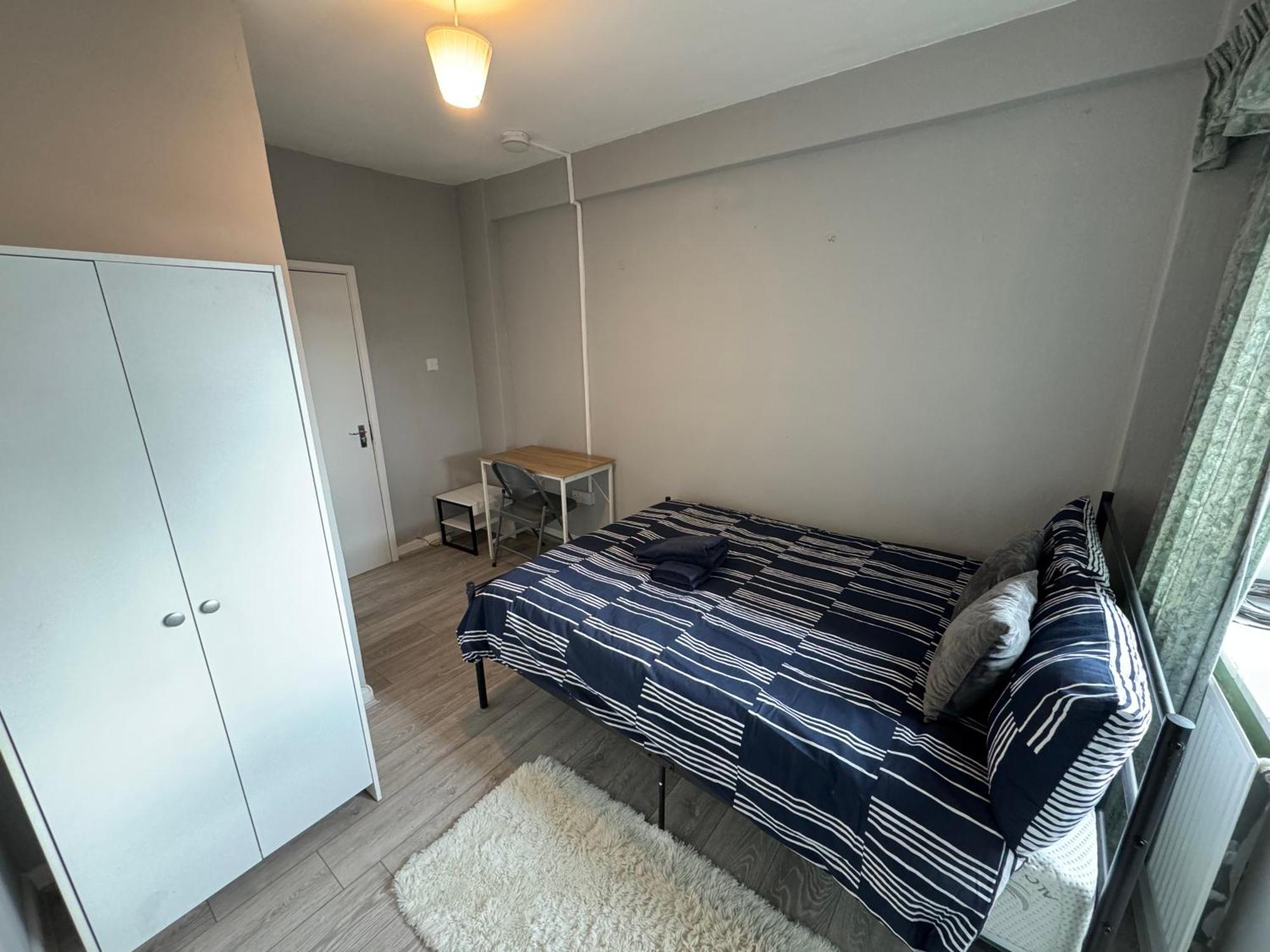 Huge 5 Bedroom Flat For 10 People 2 Min Away From Emirates Stadium Zone 2